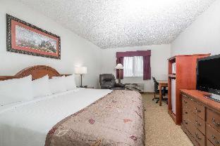 Baymont By Wyndham Marshfield Hotel Стая снимка